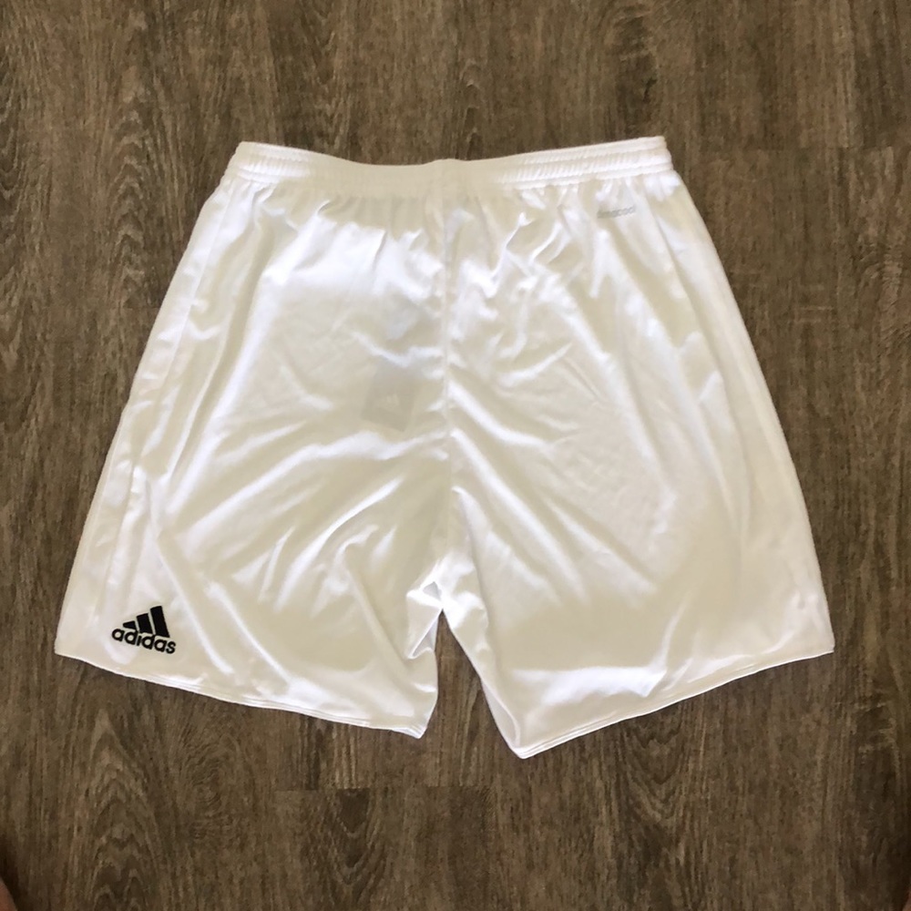 Men’s white adidas shorts. Size L.
